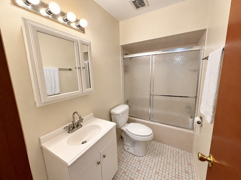 4125 N Keystone Avenue Chicago IL 60641