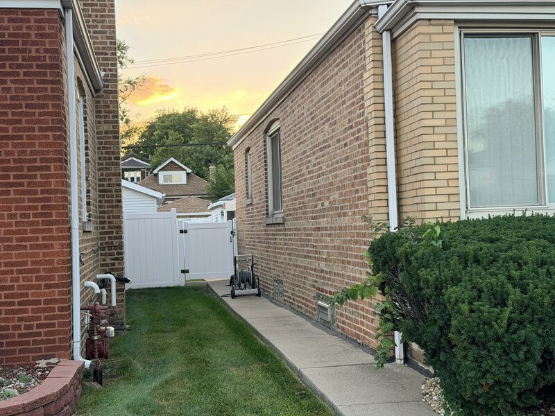 8632 S Jeffery Boulevard Chicago IL 60617