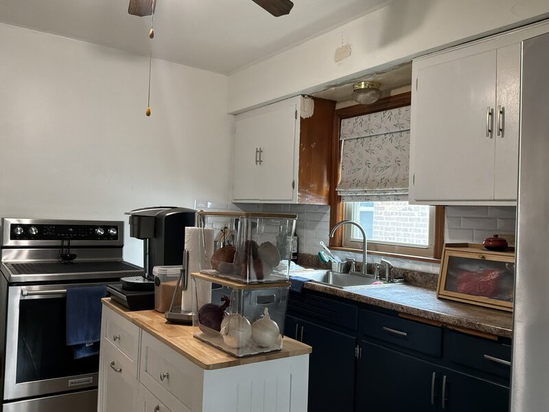 8632 S Jeffery Boulevard Chicago IL 60617