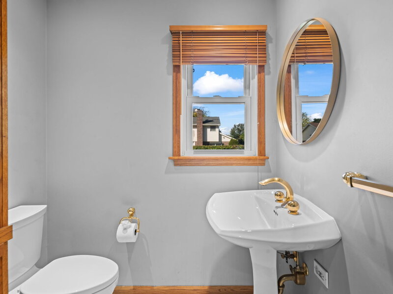 1132 E Valley Lane Arlington Heights IL 60004