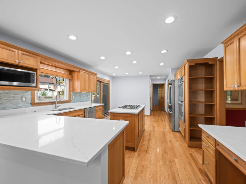 1132 E Valley Lane Arlington Heights IL 60004