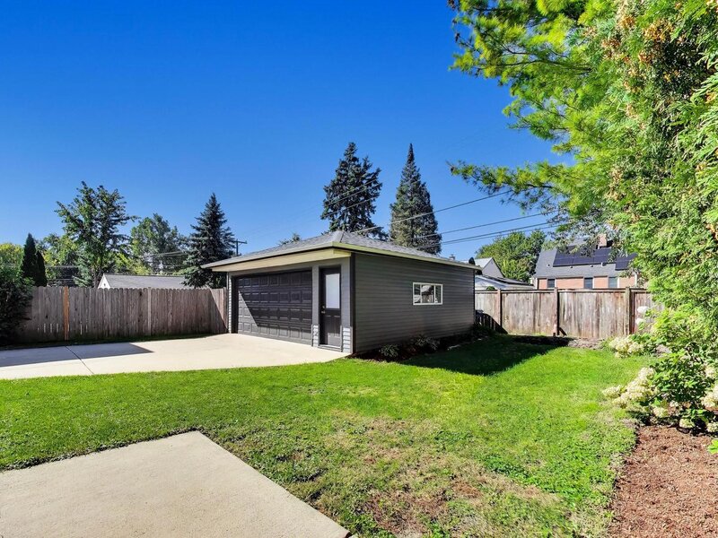 754 S Saylor Avenue Elmhurst IL 60126