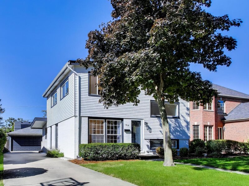 754 S Saylor Avenue Elmhurst IL 60126
