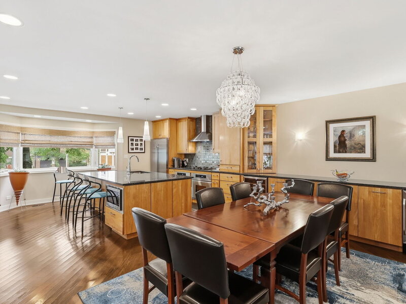 55 W Goethe Street Chicago IL 60610