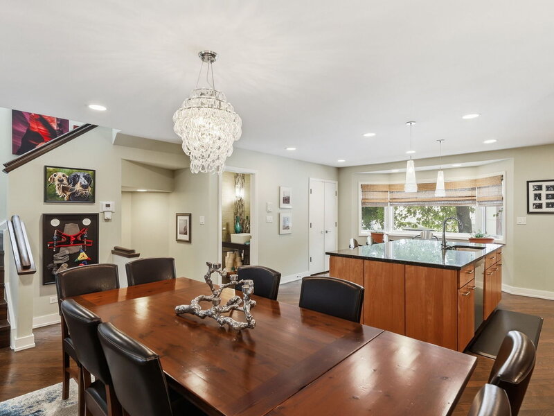 55 W Goethe Street Chicago IL 60610