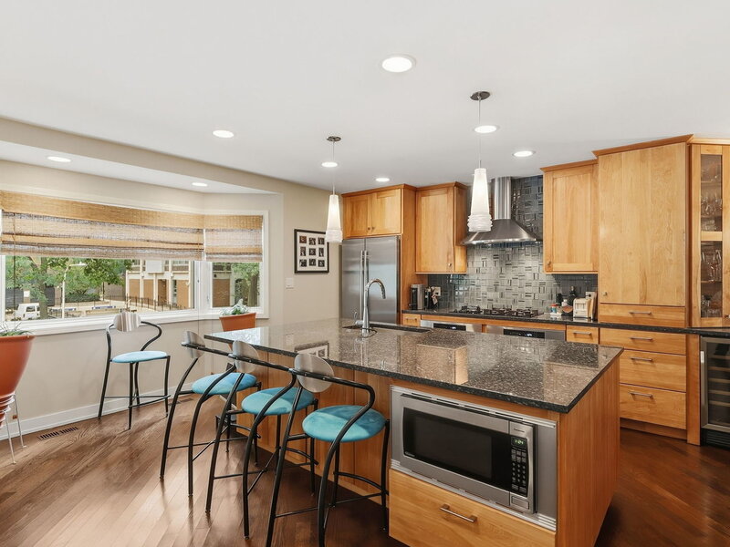 55 W Goethe Street Chicago IL 60610