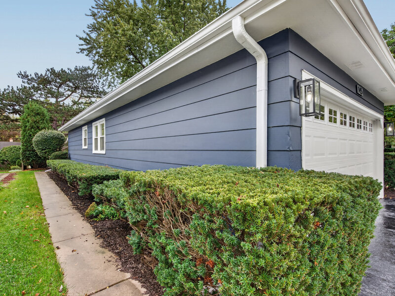 145 Walton Street Barrington IL 60010