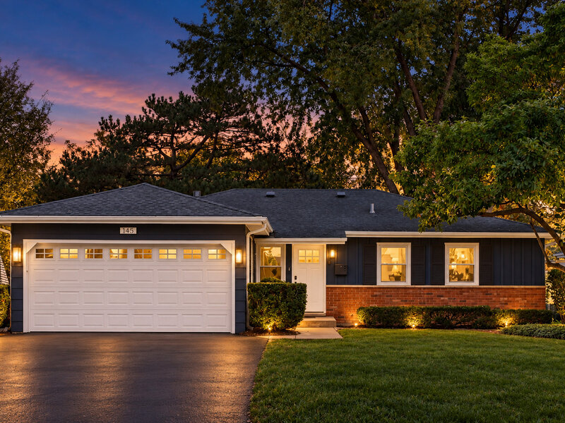 145 Walton Street Barrington IL 60010