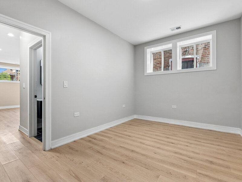 8412 S Green Street Chicago IL 60620