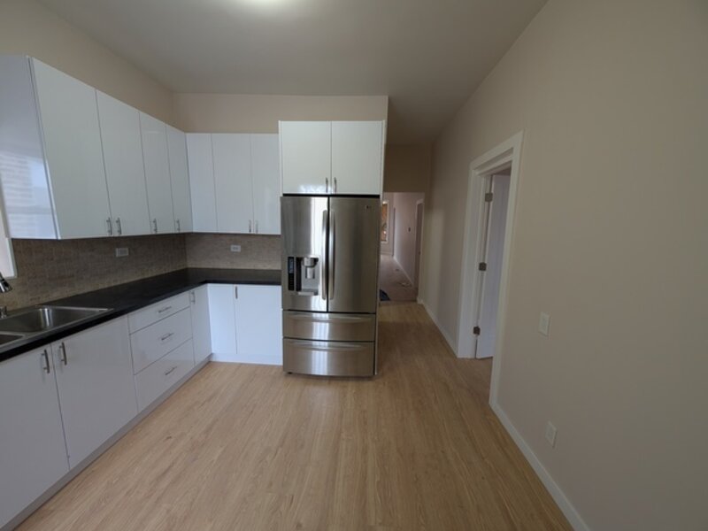 654 E 92nd Place Chicago IL 60619