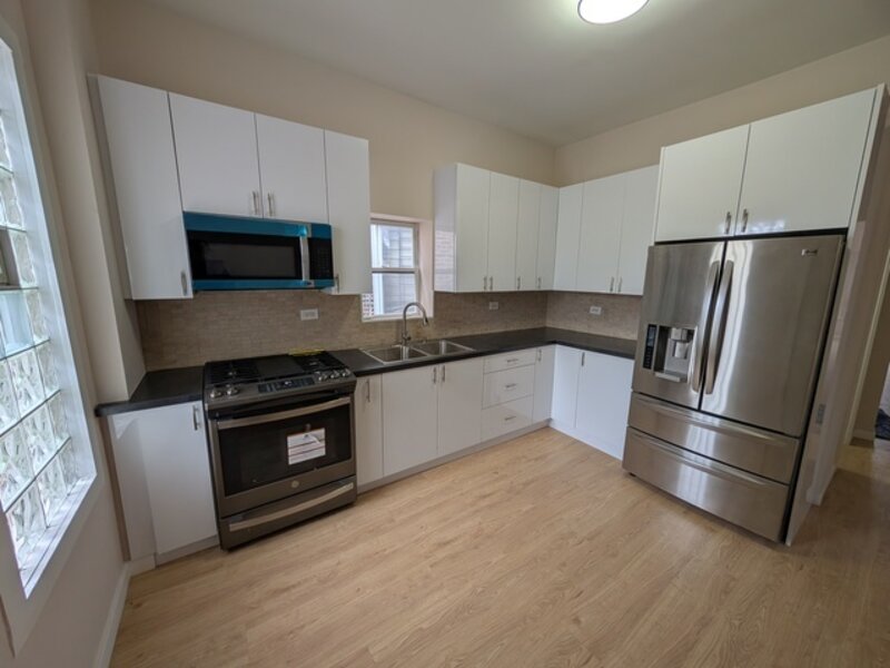 654 E 92nd Place Chicago IL 60619