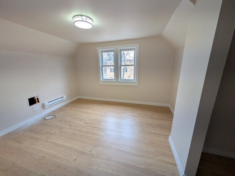 654 E 92nd Place Chicago IL 60619