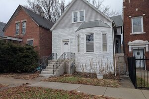 Photo of 654 E 92nd Place Chicago IL 60619