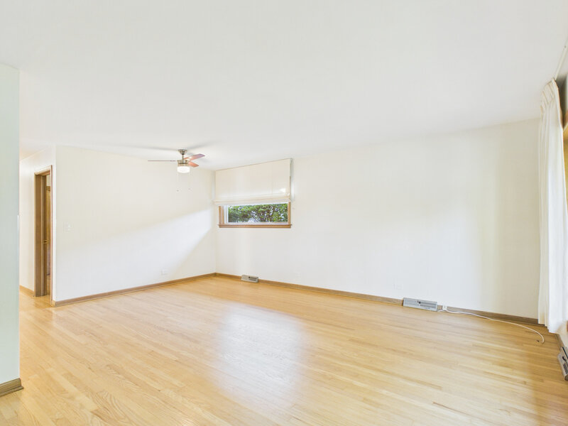 1507 Oakton Street Park Ridge IL 60068