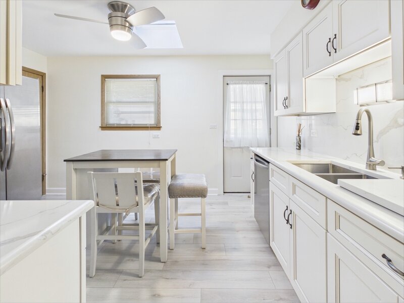 1507 Oakton Street Park Ridge IL 60068