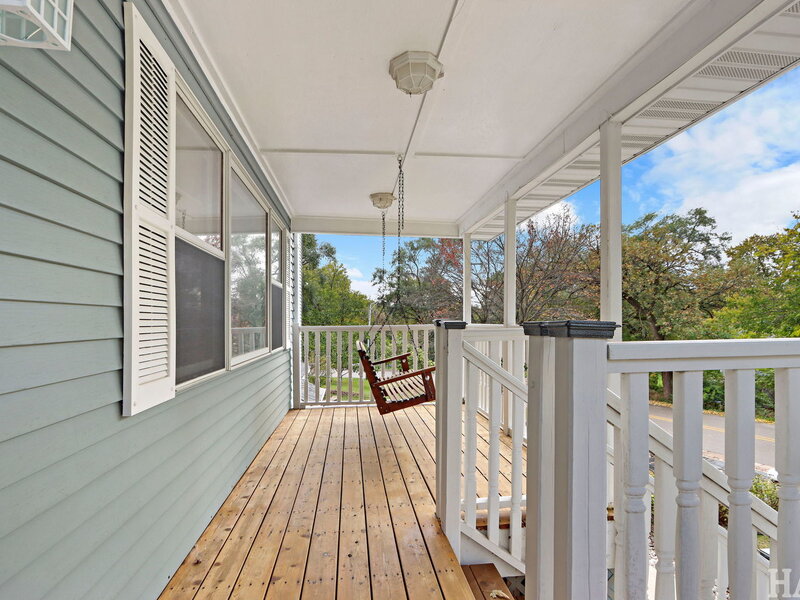 3610 Eastway Drive Island Lake IL 60042