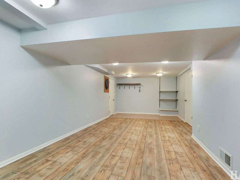 3610 Eastway Drive Island Lake IL 60042