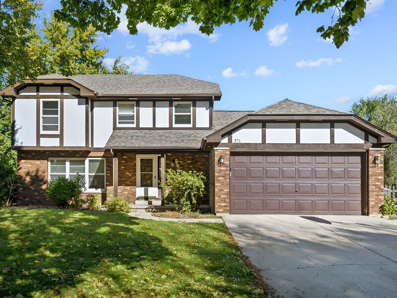 571 Shenandoah Trail Elgin IL 60123