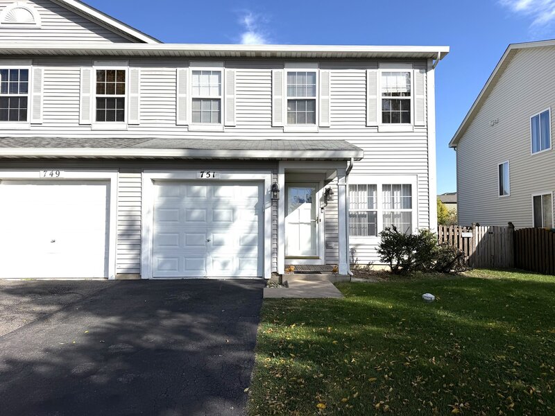 751 Zachary Drive Romeoville IL 60446
