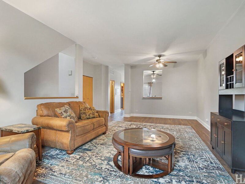 2136 Concord Drive Mchenry IL 60050