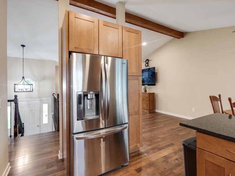 219 Newport Trail Mchenry IL 60050