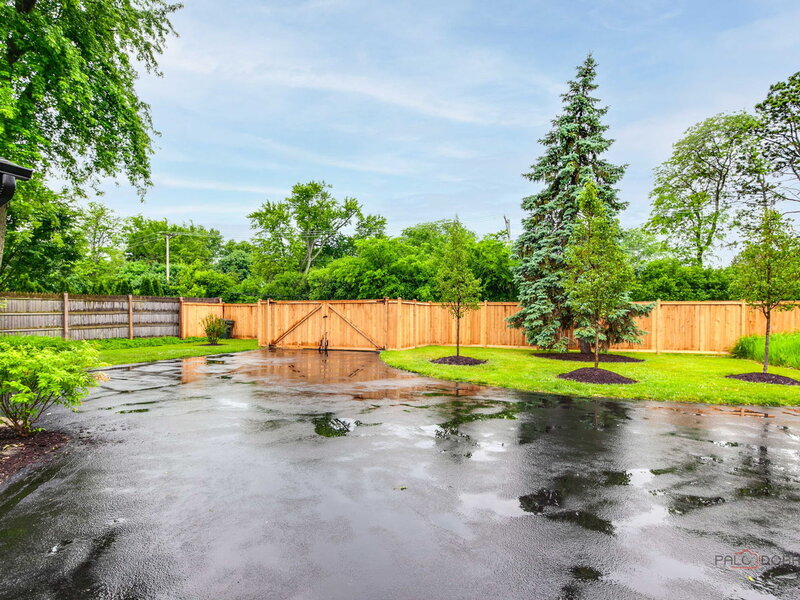 535 N Waukegan Road Lake Forest IL 60045