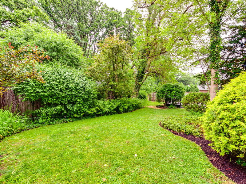 535 N Waukegan Road Lake Forest IL 60045