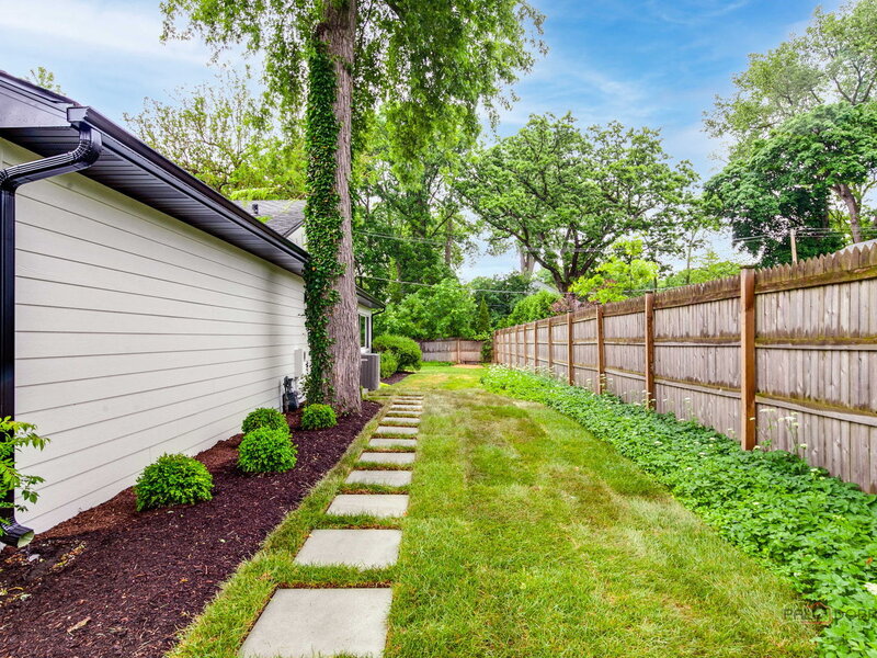 535 N Waukegan Road Lake Forest IL 60045