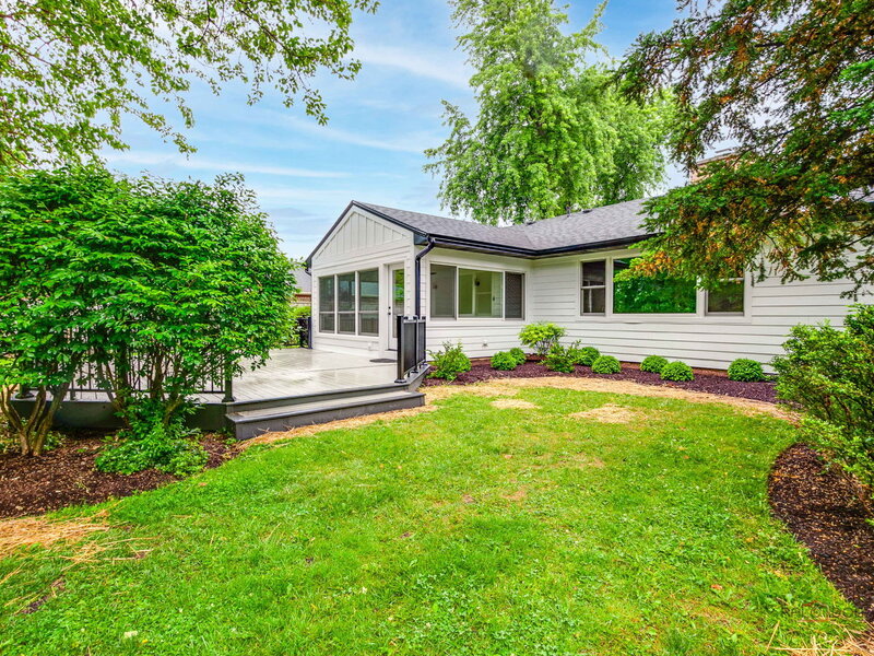 535 N Waukegan Road Lake Forest IL 60045