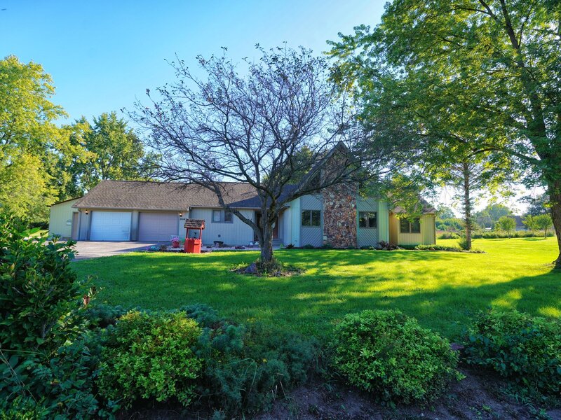 26143 N Anderson Road Wauconda IL 60084