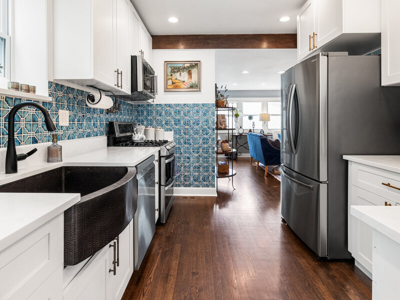 6470 N Newcastle Avenue Chicago IL 60631