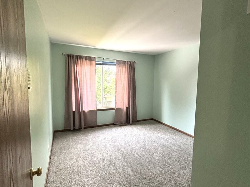 328 Barnaby Drive Oswego IL 60543