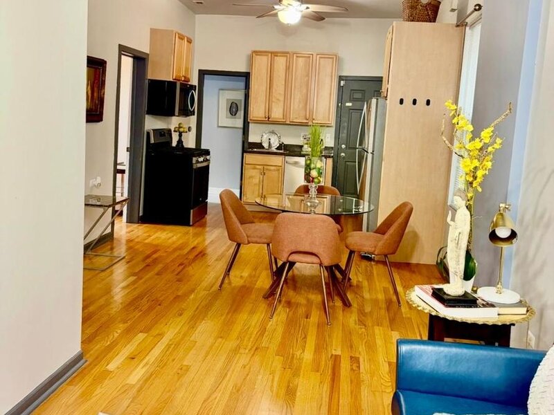 2215 N Campbell Avenue Chicago IL 60647