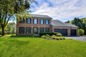 Photo of 40 Aberdeen Lane St. Charles IL 60175