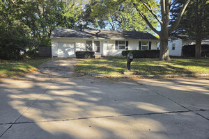 Photo of 1618 Sangamon Drive Champaign IL 61821