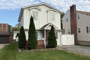 Photo of 4115 Wesley Terrace Schiller Park IL 60176