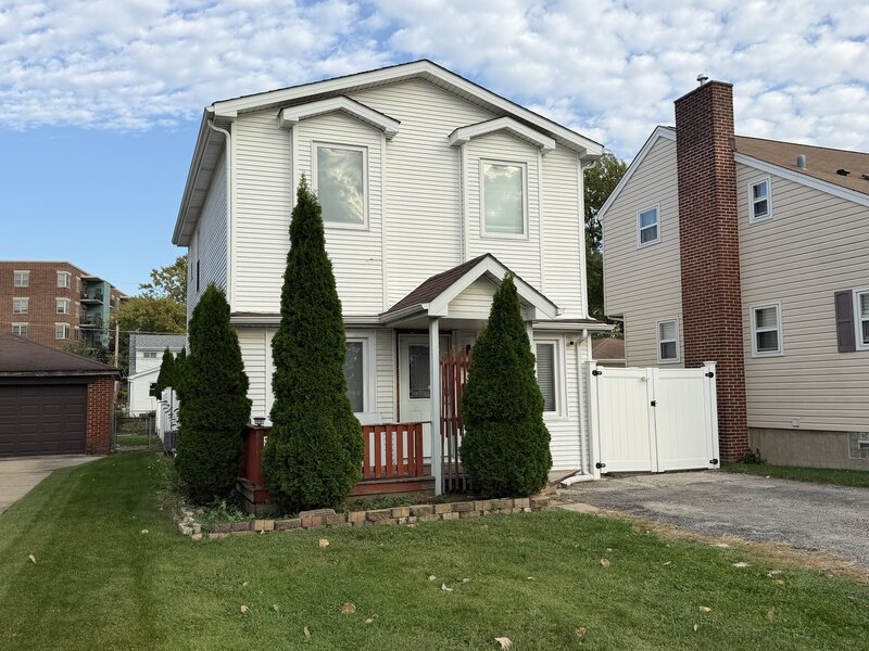 4115 Wesley Terrace Schiller Park IL 60176