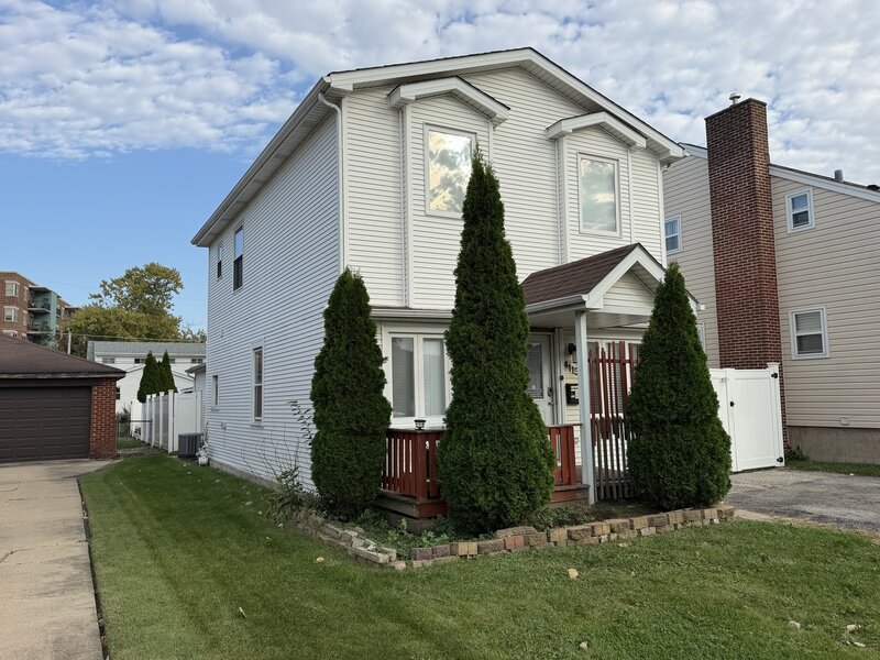 4115 Wesley Terrace Schiller Park IL 60176