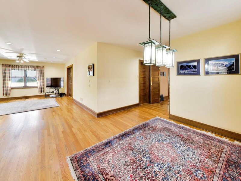 810 N Kenilworth Avenue Oak Park IL 60302