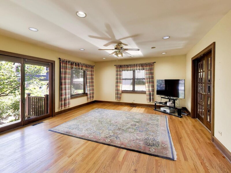 810 N Kenilworth Avenue Oak Park IL 60302