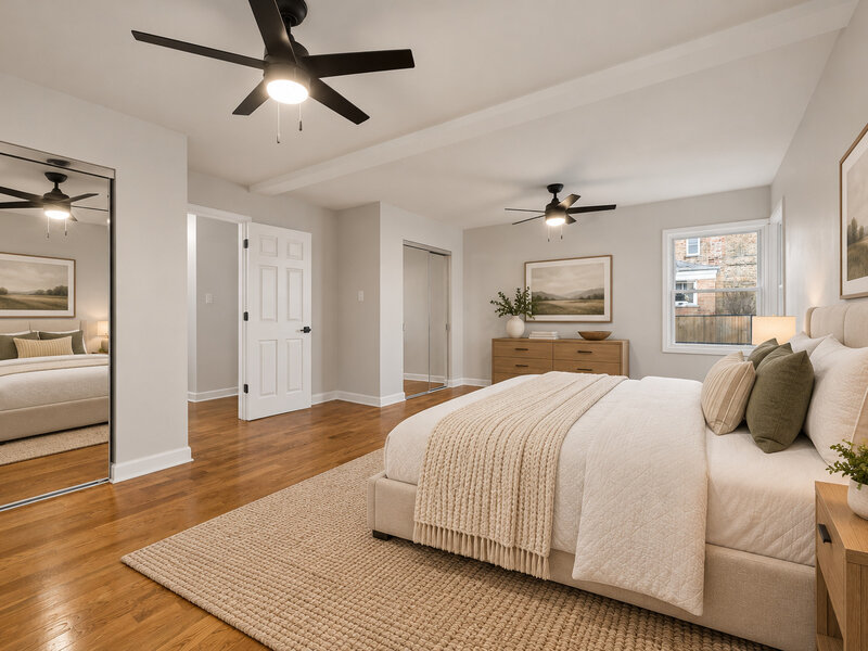 9716 S Prairie Avenue Chicago IL 60628