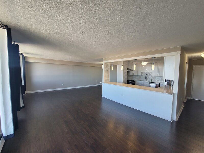 8801 Golf Road Niles IL 60714