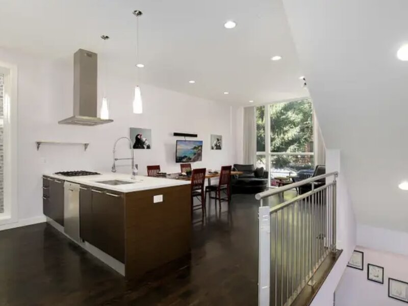 827 N Rockwell Street Chicago IL 60622