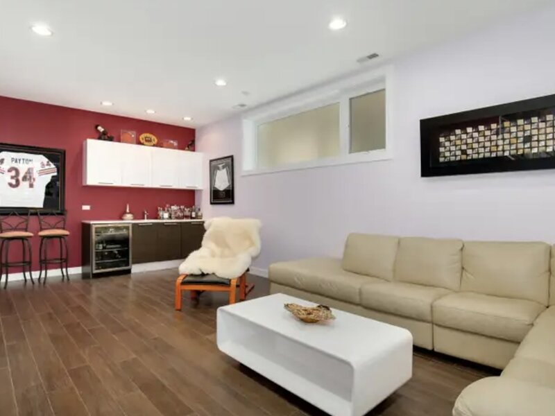 827 N Rockwell Street Chicago IL 60622