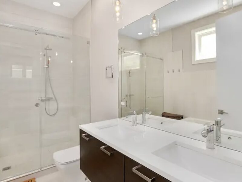 827 N Rockwell Street Chicago IL 60622