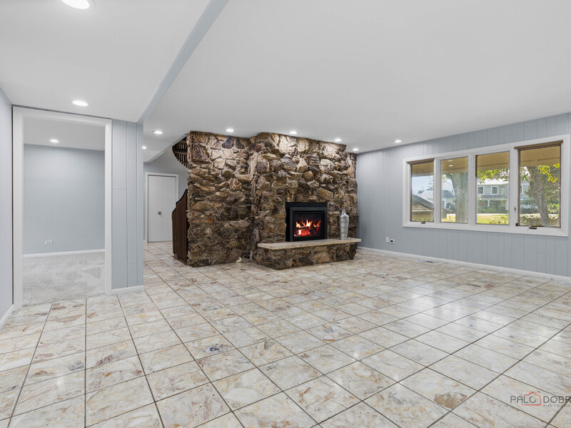 2435 Lexington Drive Long Grove IL 60047