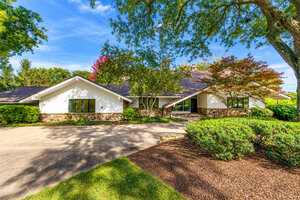 Photo of 2435 Lexington Drive Long Grove IL 60047