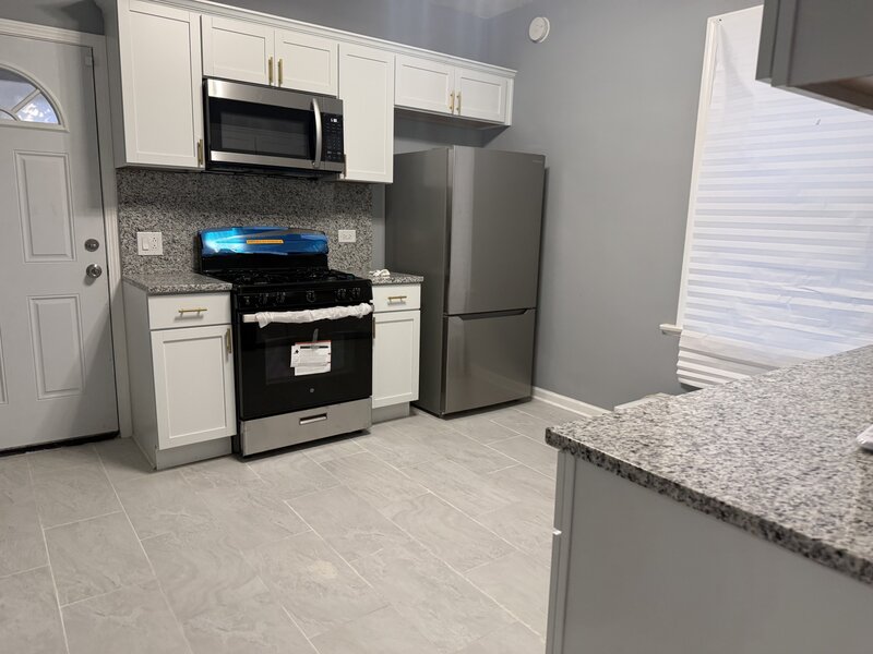 6922 S Rockwell Street Chicago IL 60629