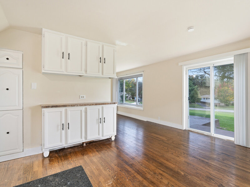 33 Michael Road Park Forest IL 60466
