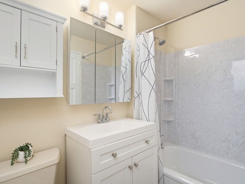 33 Michael Road Park Forest IL 60466